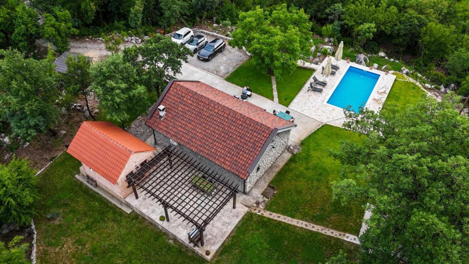Zlatna Glavica Villa Podgorica